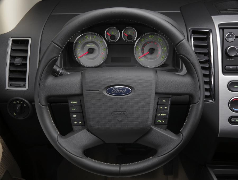  Ford Edge 2007 года  (фото 3 из 107)